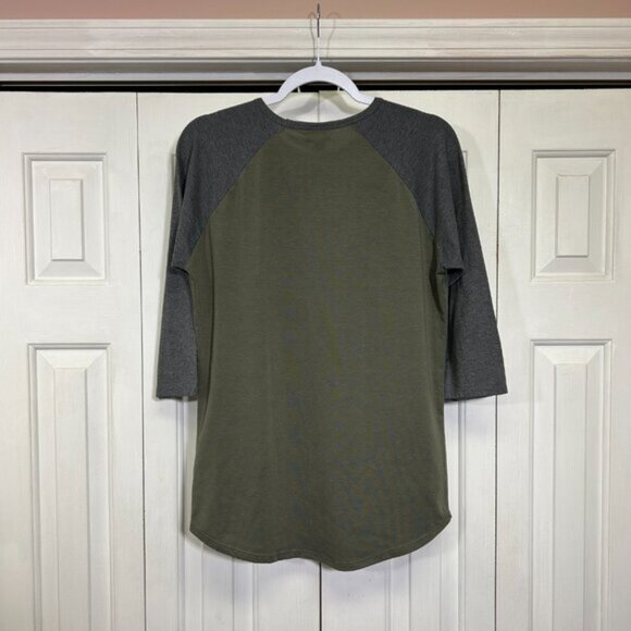 LULAROE TOP - Picture 2 of 4